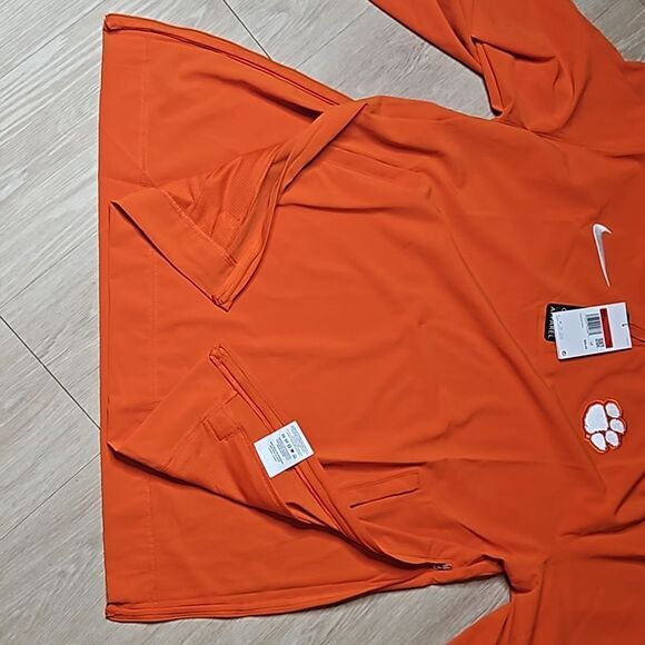 Nike Clemson Jacket. New with tags. Mens size large hood inside zip in collar. - Picture 3 of 3